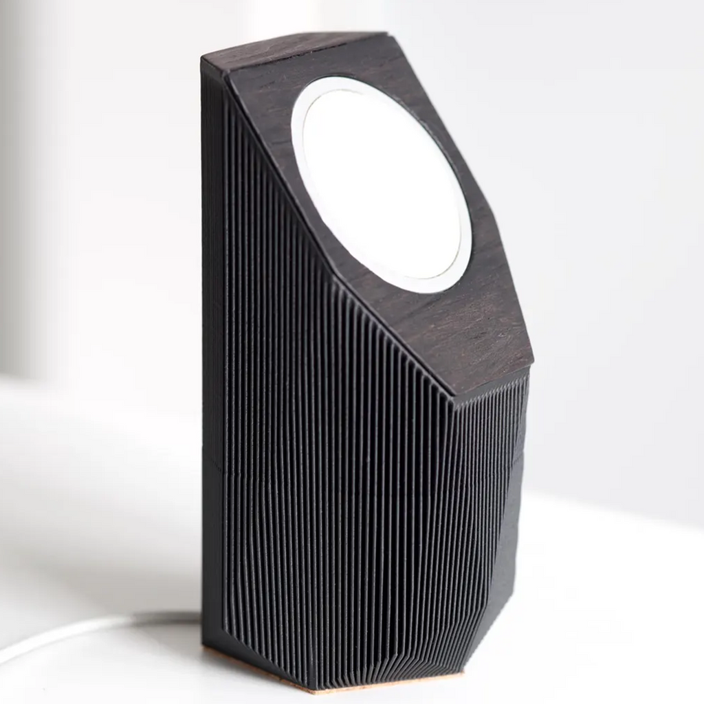Geometric Ridged Magnetic Wireless Charging Dock, Vertical Smartphone Holder Optimized For Horizontal Screen Display